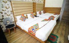 Hotel Delhi Darshan Deluxe-By Rsl Hospitality